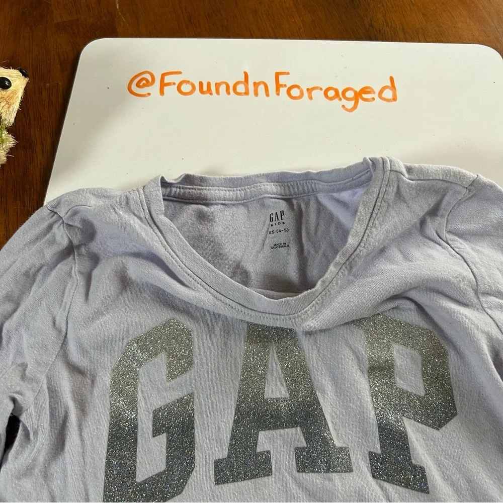 GAP Glitter Logo Long Sleeve Tee Girl XS (4/5) Light Purple Silver Glitter Logo
